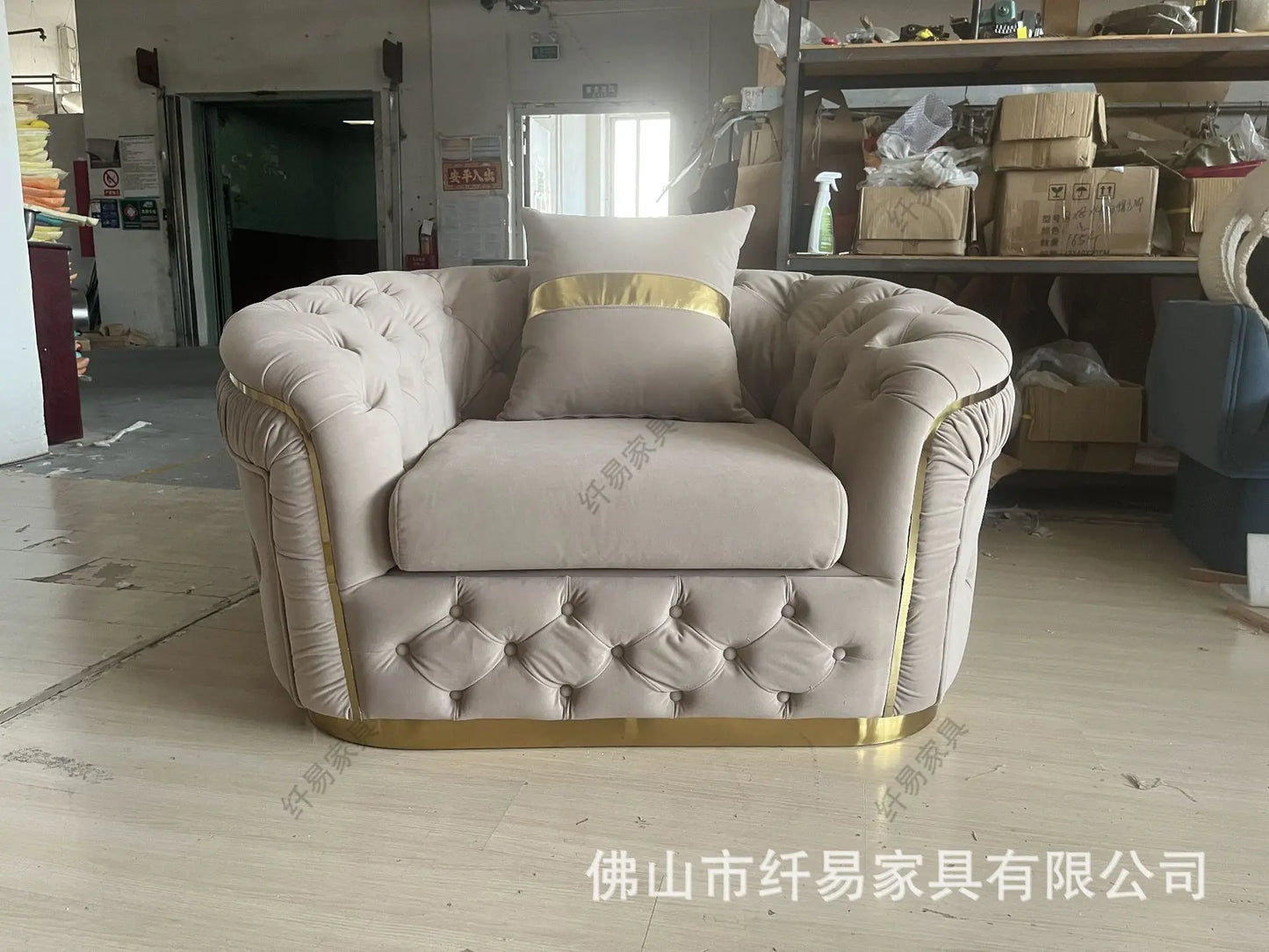 American fabric pull-up sofa, European light luxury velvet living room fashion simple straight sofa combination factory
