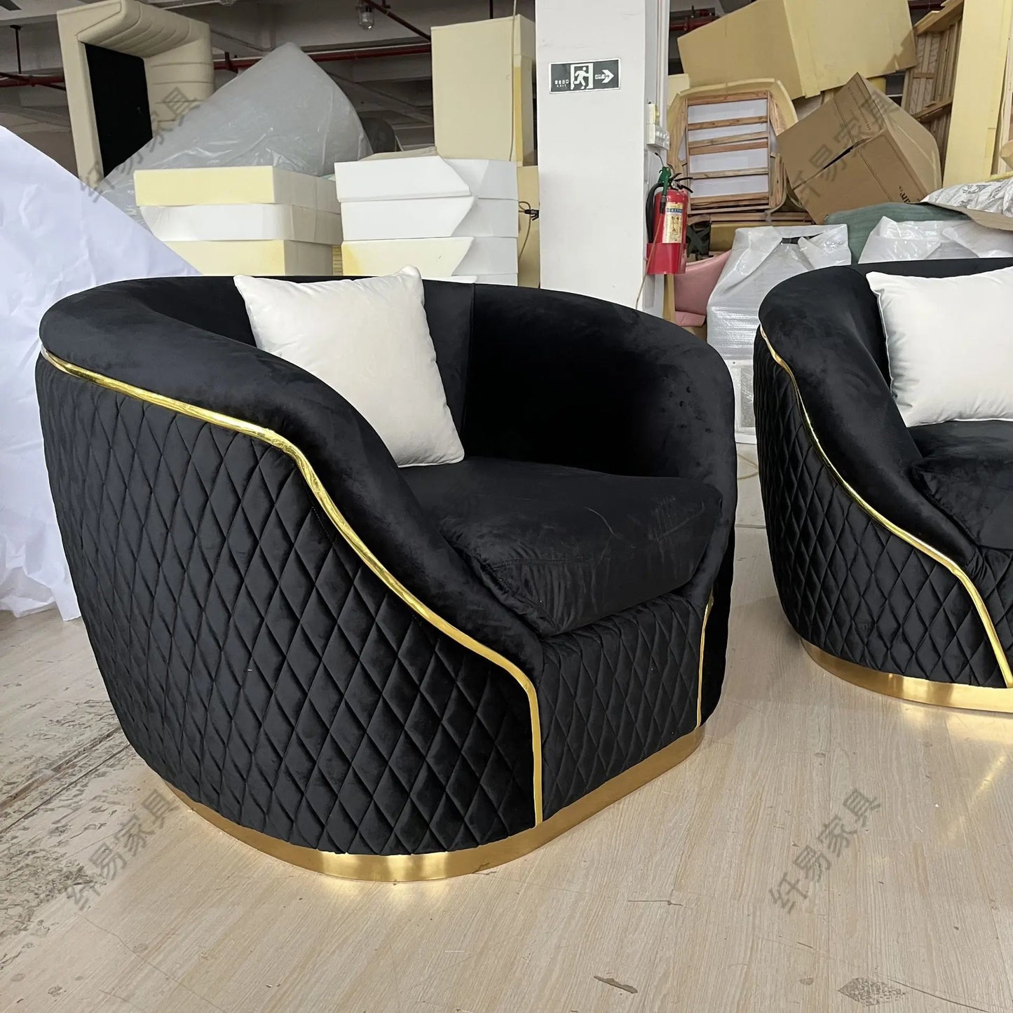 European velvet sofa modern simple size apartment living room Italian light luxury leather straight-row sofa combination