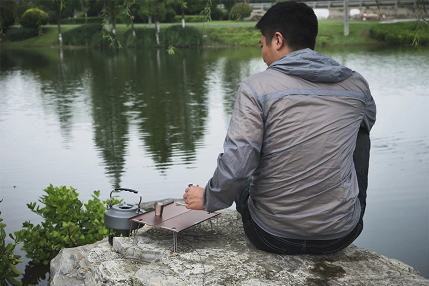 Portable Camping Table, Small Ultralight Folding Table with Aluminum Table Top and Carry Bag, Mini Barbecue Coffee Table