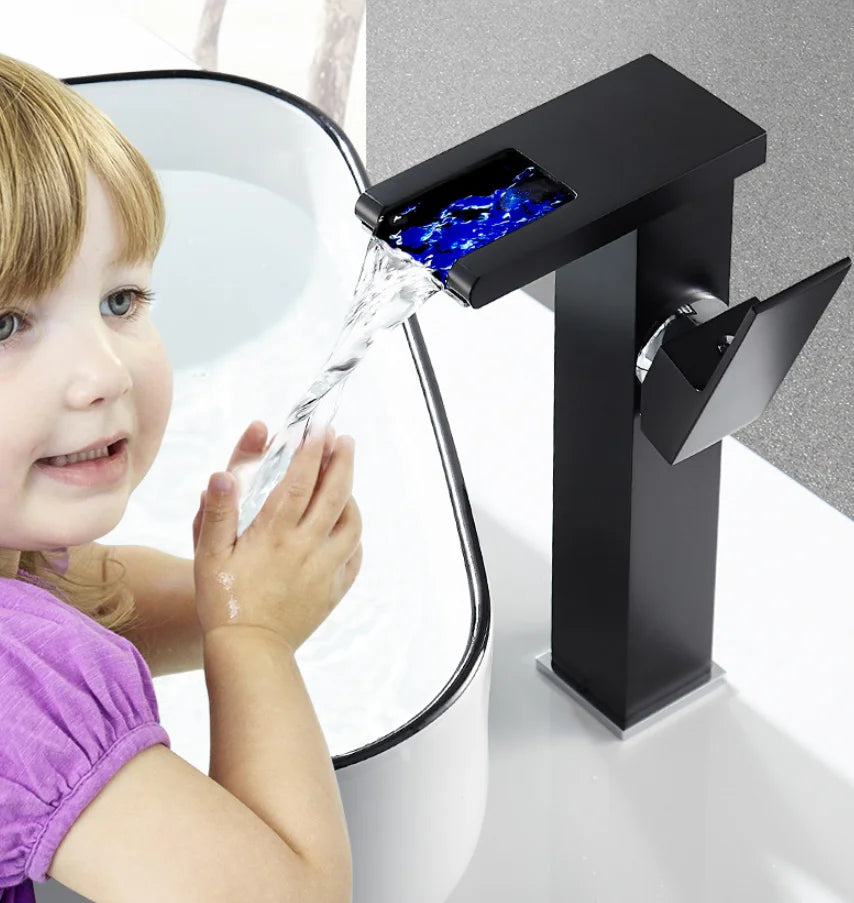 LED mixer tap for washbasin, outdoor decorator with luminous waterfall effect, colors changing according to temperature