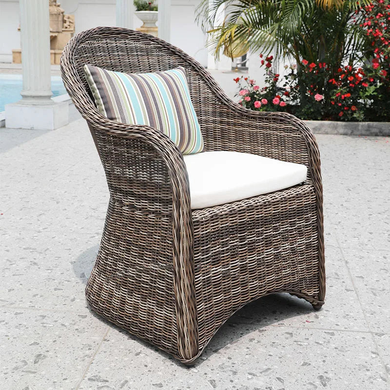 US Retro Outdoor Rattan Cafe Restaurant Table and Chair Combination Open-air Courtyard Garden Rattan Dining Table and Chairs