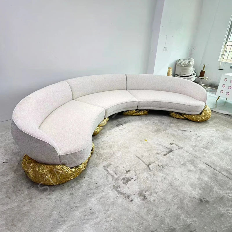 Manufacturer Villa Home Family Furniture Copper Base Nordic Curved Living Room Sofas 5-6 Seats White Fabric Modern Curved Sofa