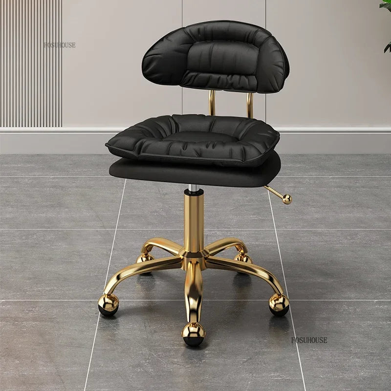 Italian Professional Barber Chairs for Beauty Salon Furniture Barber Chair Minimalist Lift Backrest Salon Chair for Hair Stylist