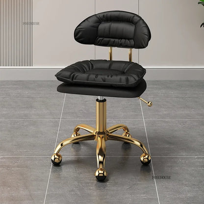 Italian Professional Barber Chairs for Beauty Salon Furniture Barber Chair Minimalist Lift Backrest Salon Chair for Hair Stylist