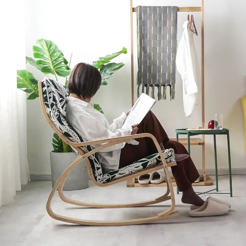 Simple and modern Nordic Boang rocking chair easy chair solid wood recliner lazy pregnant woman chair balcony lounge