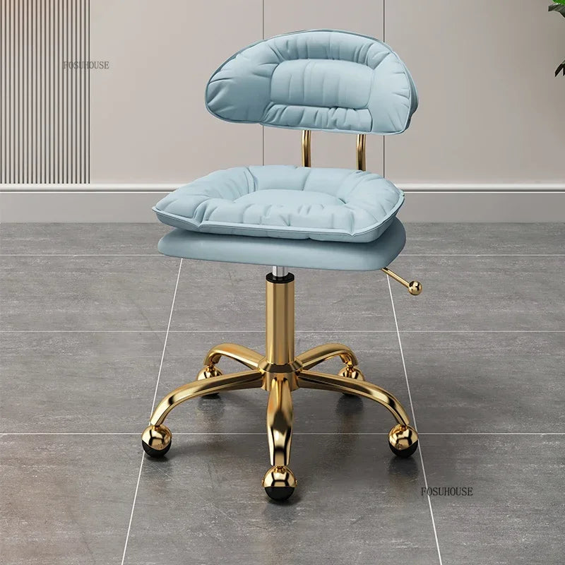 Italian Professional Barber Chairs for Beauty Salon Furniture Barber Chair Minimalist Lift Backrest Salon Chair for Hair Stylist