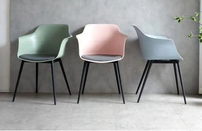 Modern Simple Living Room Chair Plastic Cushion Chair Home Restaurant Armchair Nordic Leisure Chairs Backrest Desk Chairs