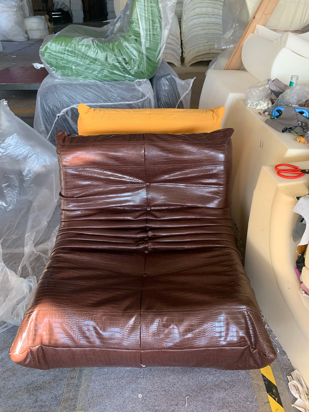 Oil wax caterpillar sofa, fashionable, high-end and atmospheric, luxurious decoration for living room, bedroom, hotel
