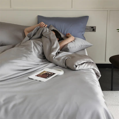 Mulberry Silk Bedding Set Luxury Natural 100% Silk Duvet Cover Set Bed Sheet Pillowcase Single Double Bedsheet King Queen Size