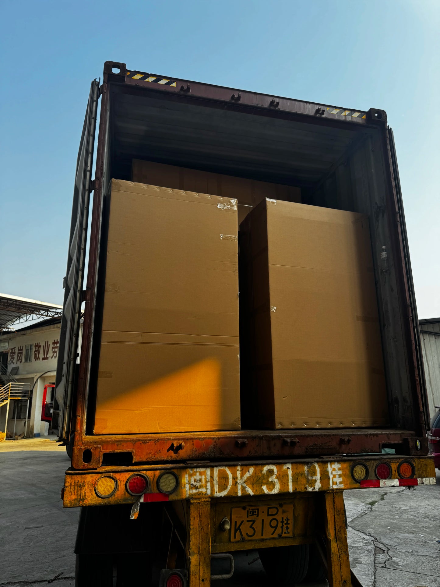 Light luxury sofa leather sofa luxury high-end new modern senior living room new Chinese European and American sofa