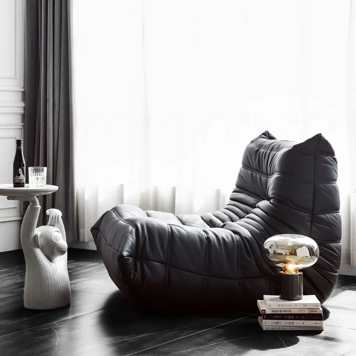Oil wax leather caterpillar sofa, fashionable high-end atmosphere, living room, bedroom, shops and hotels can be used