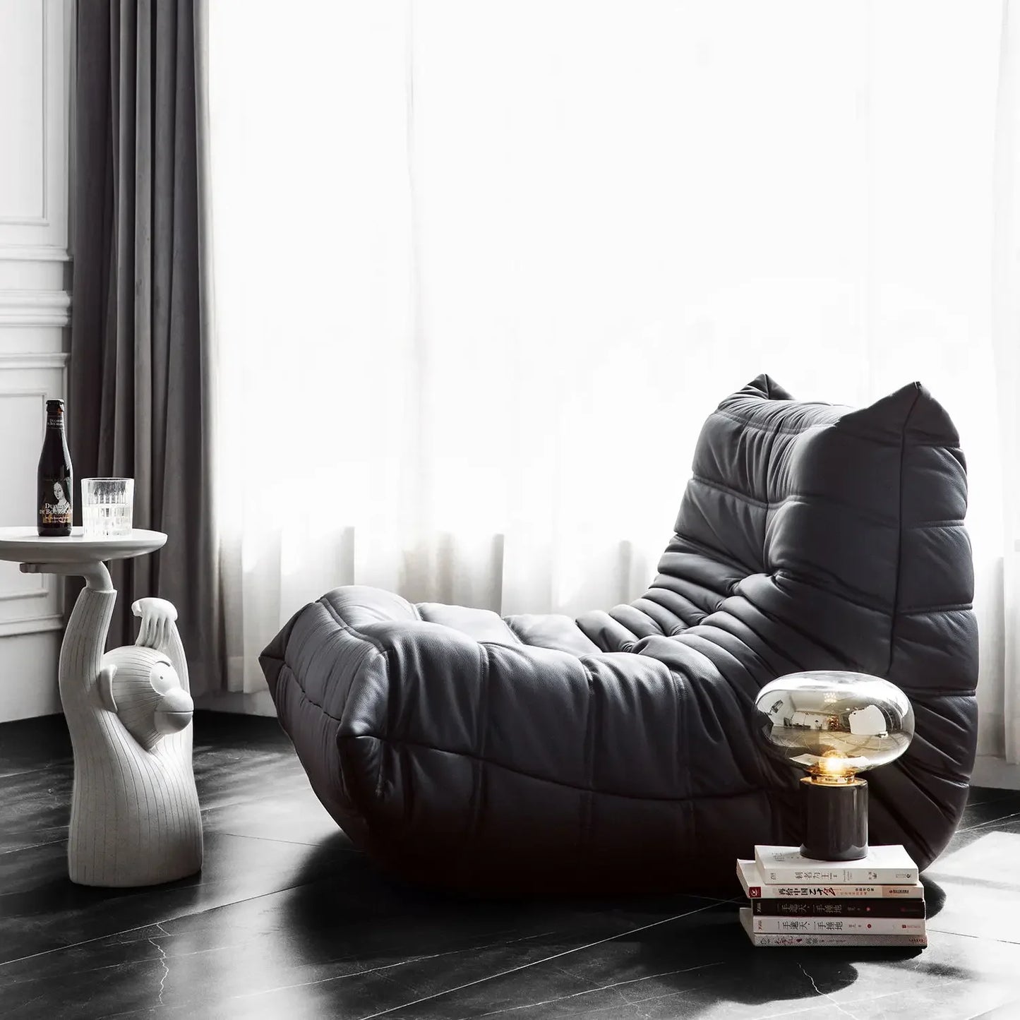 Oil wax leather caterpillar sofa, fashionable high-end atmosphere, living room, bedroom, shops and hotels can be used