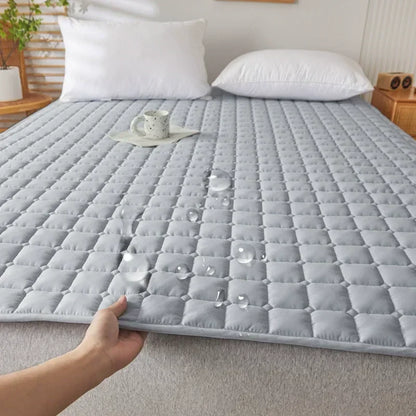 1PC Soft Fibre Waterproof Mattress Cover Thickened Breathable Diaper Proof Foldable Household