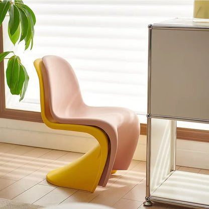 Celebrity Dining Tables and Chairs, Nordic Dining Chairs, Designers Can Stack Chairs, Backrests, Makeup Stool Trending Design