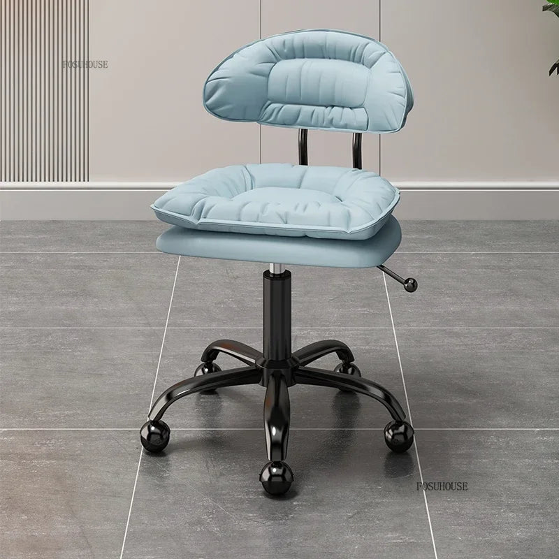 Italian Professional Barber Chairs for Beauty Salon Furniture Barber Chair Minimalist Lift Backrest Salon Chair for Hair Stylist