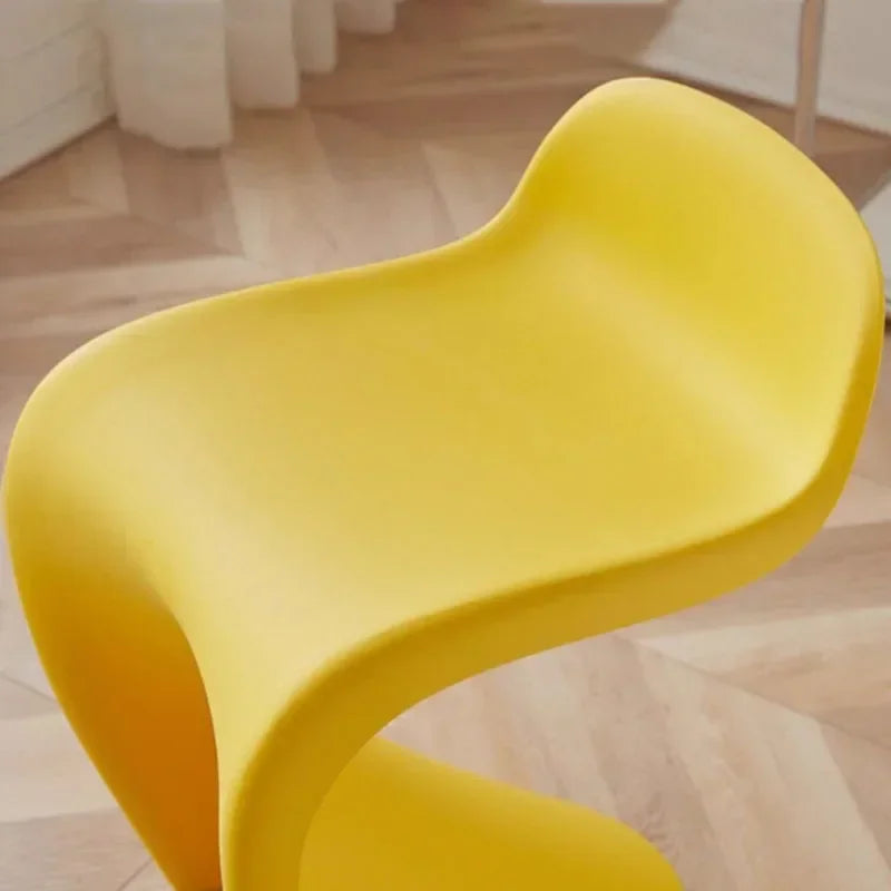 Portable Dining Chairs Lightweight Makeup Chair Modern Design Living Room Single Chair Multifunction Stackable Household Chairs