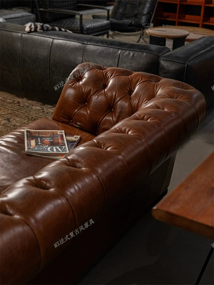 French vintage style button-tufted sofa, classic American cigar bar Burton sofa, mid-century whiskey straight-line sofa
