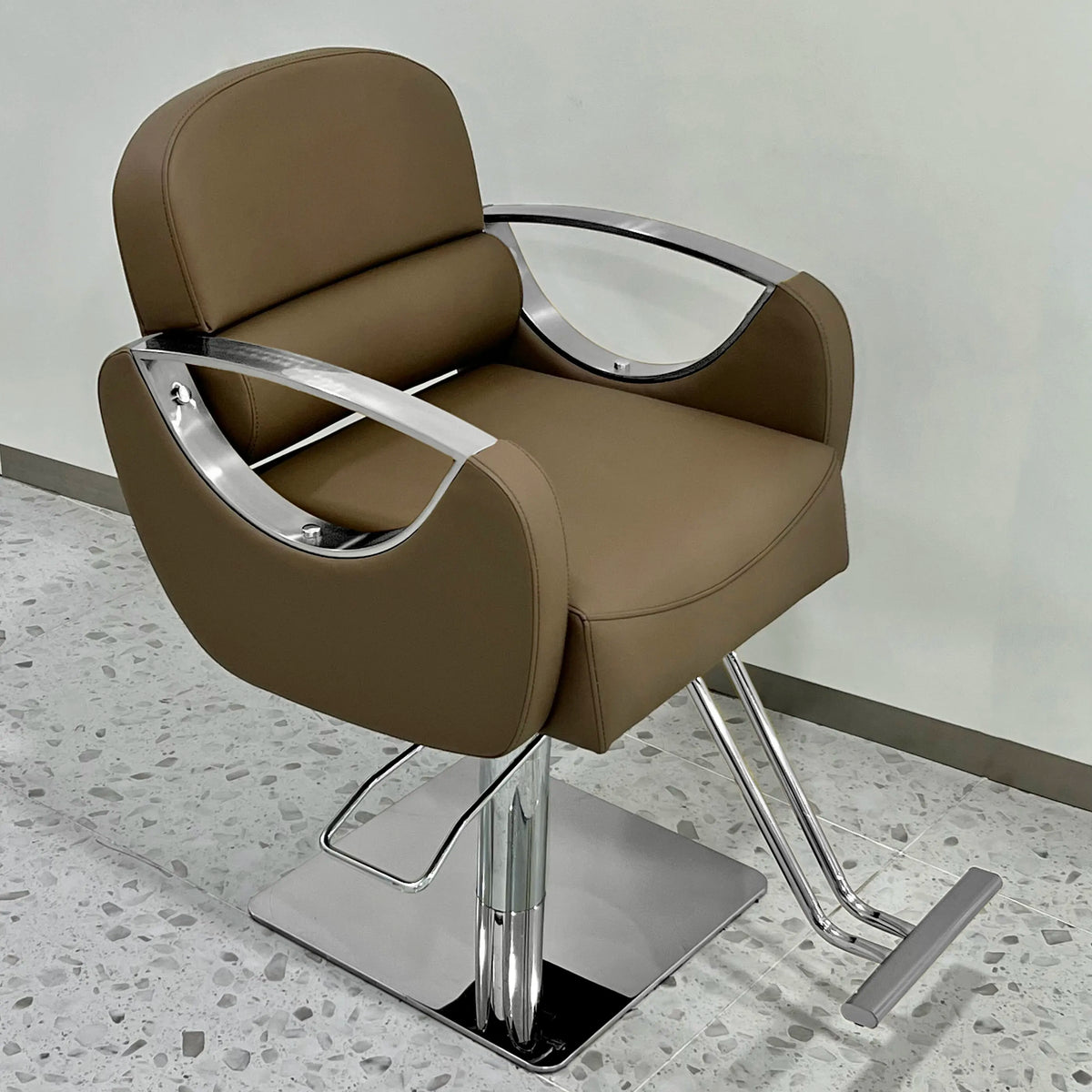 Shop Modern Barber Chair Design Nordic Luxury Chic Barber Chair Slim Style Krzesło Fryzjerskie Salon Furniture