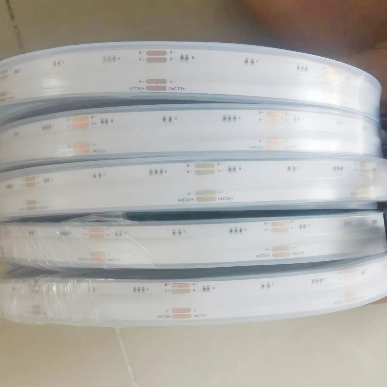 COB RGBCCT Waterproof IP67 DC24V LED Strip Light  84RGB CCT Dotless Flexible FCOB LED Tape Ribbon Lamp for Room Decoratio0LEDs/m