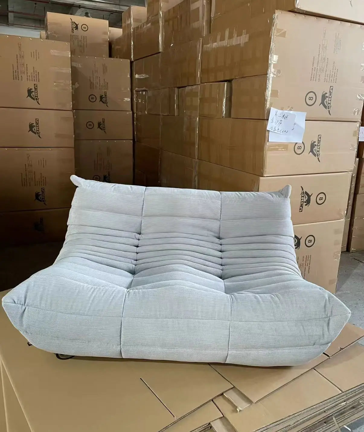 Two sofas, wife's favorite, daughter's favorite, the best seat for taking a shower, caterpillar sofa, luxury item Luxury has con