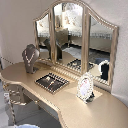 Luxury Custom Solid Wood Dressing Table With Extendable Vanity Desk & Mirror European & American Style
