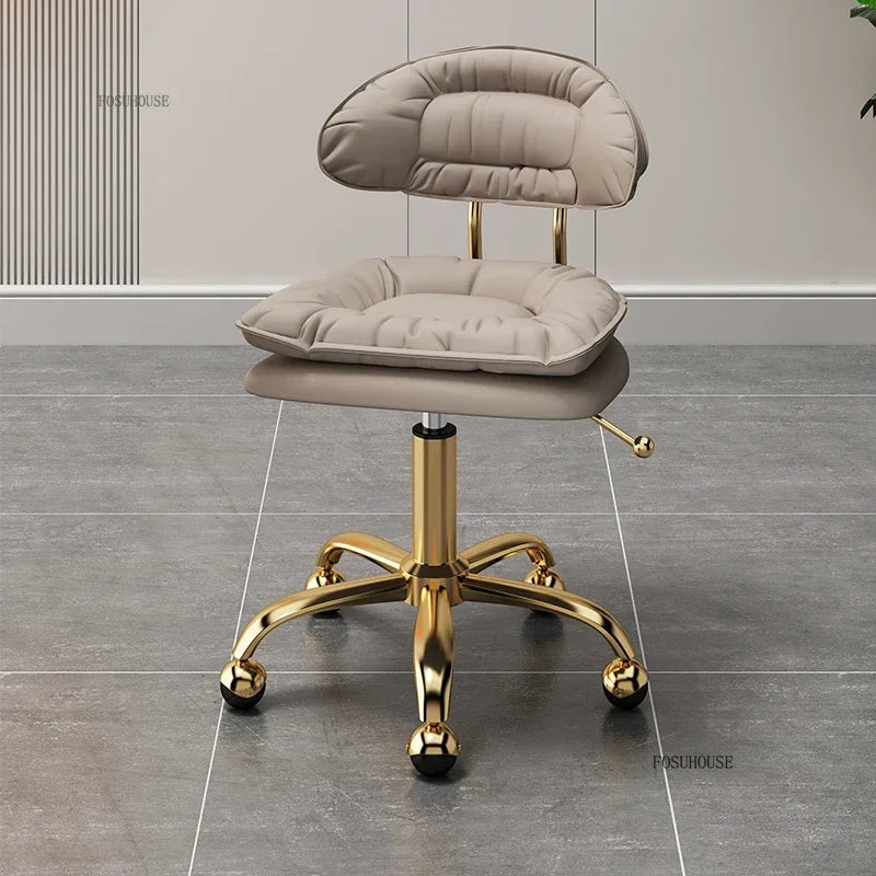 Italian Professional Barber Chairs for Beauty Salon Furniture Barber Chair Minimalist Lift Backrest Salon Chair for Hair Stylist