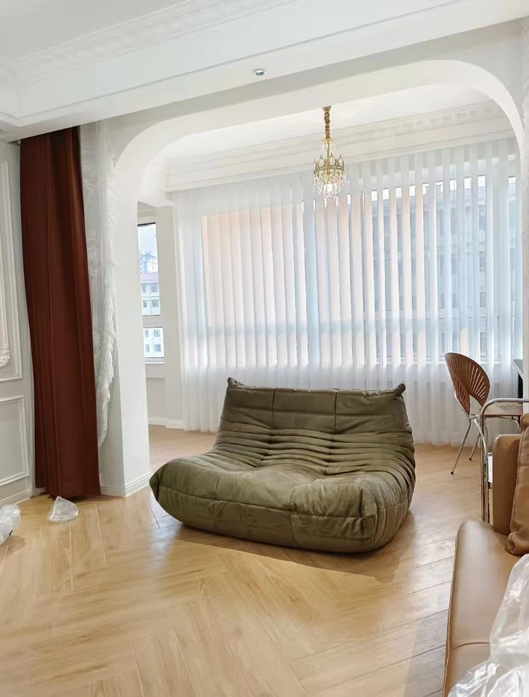 Two sofas, wife's favorite, daughter's favorite, the best seat for taking a shower, caterpillar sofa, luxury item Luxury has con