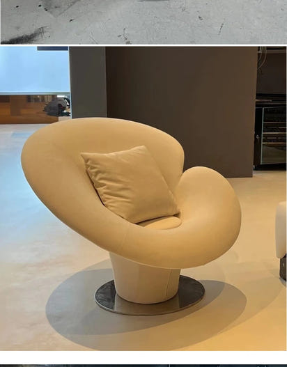 Minimalist designer fiberglass special-shaped calla lily flower chair model room living room lobby reception leisure sofa