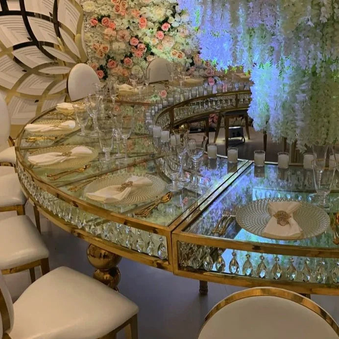 Hotel Modern Luxury Event Banquet Table Golden Stainless Steel Frame Glass Top Serpentine Wedding Table