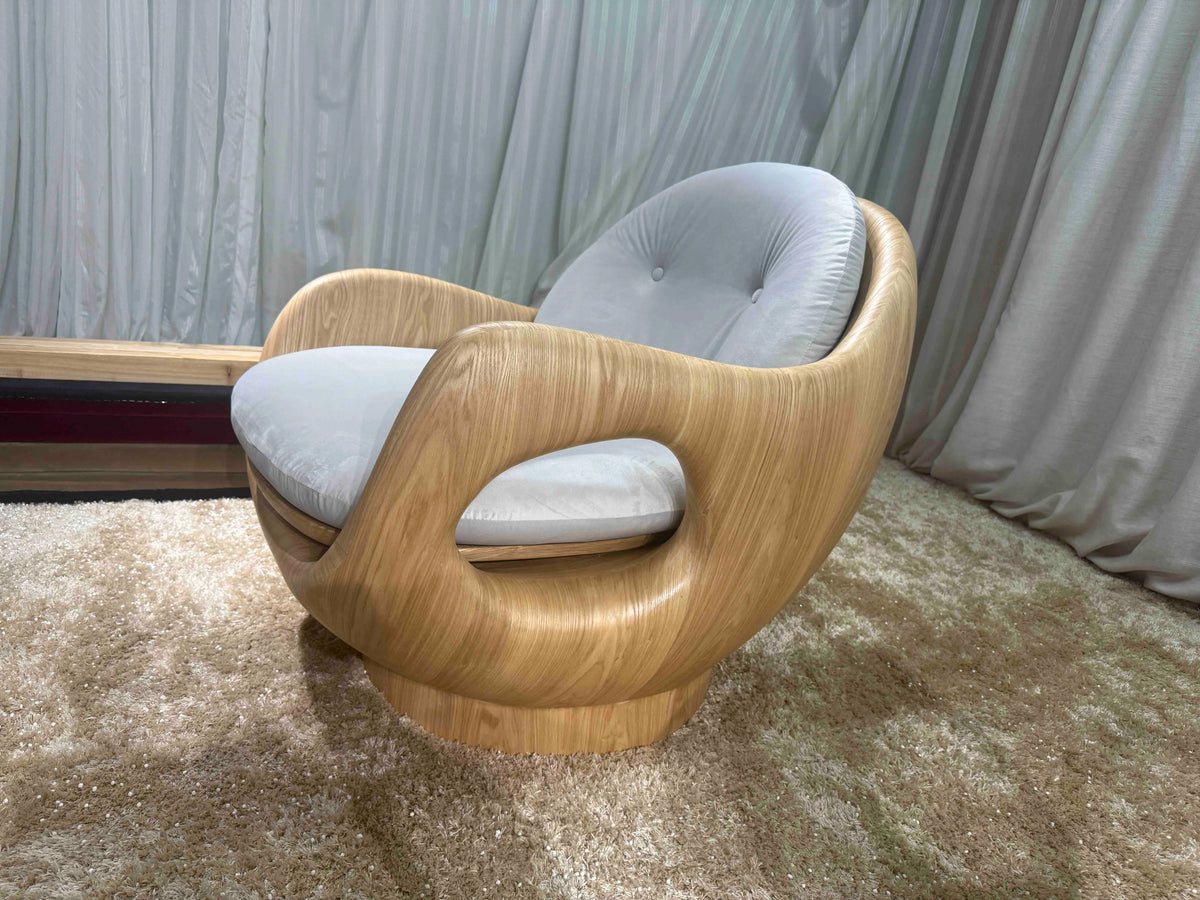 2025 Italian New Creative Lounge Chair Relaxed Leisure Lying Down Lounge Minimalist Rocking Chair Velvet Fabric Lounge Chair