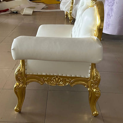 European sofa chair hotel villa club luxury sofa, bedroom beauty couch real wood carving flower chaise longue