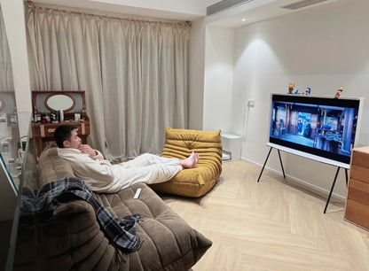 Super cool single seater caterpillar sofa, fashionable, luxurious, and grand, is a super good household decoration that is neede