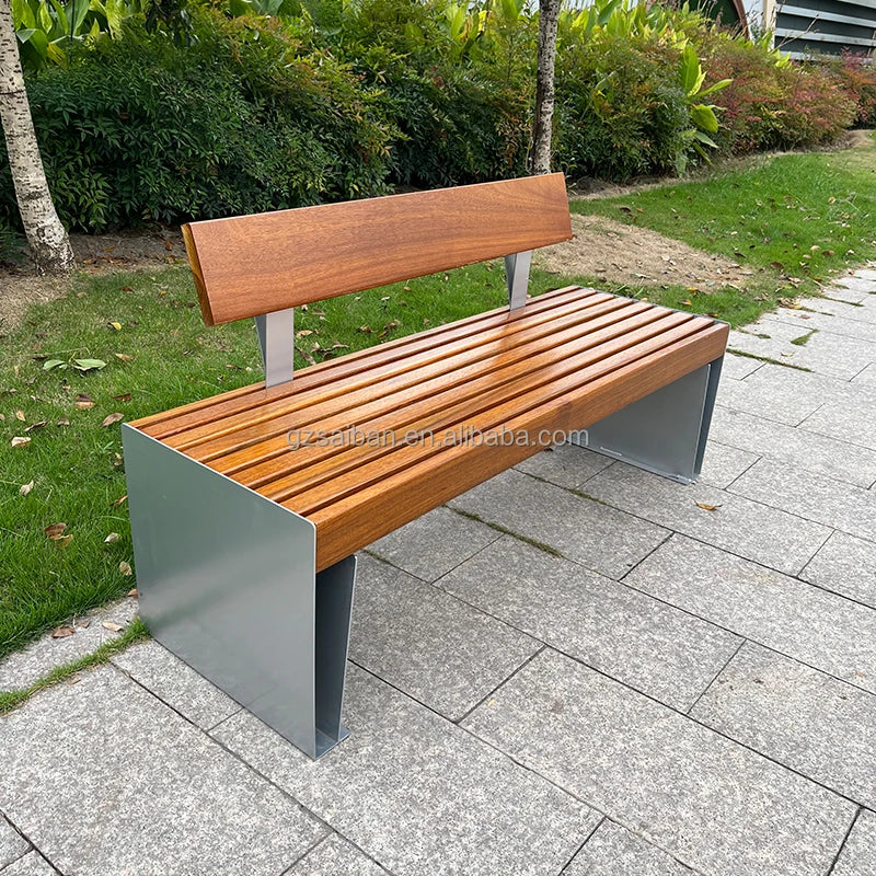 Banc urbain en métal au design moderne, mobilier de rue en bois pour parcs et lieux pour utilisation sur patio