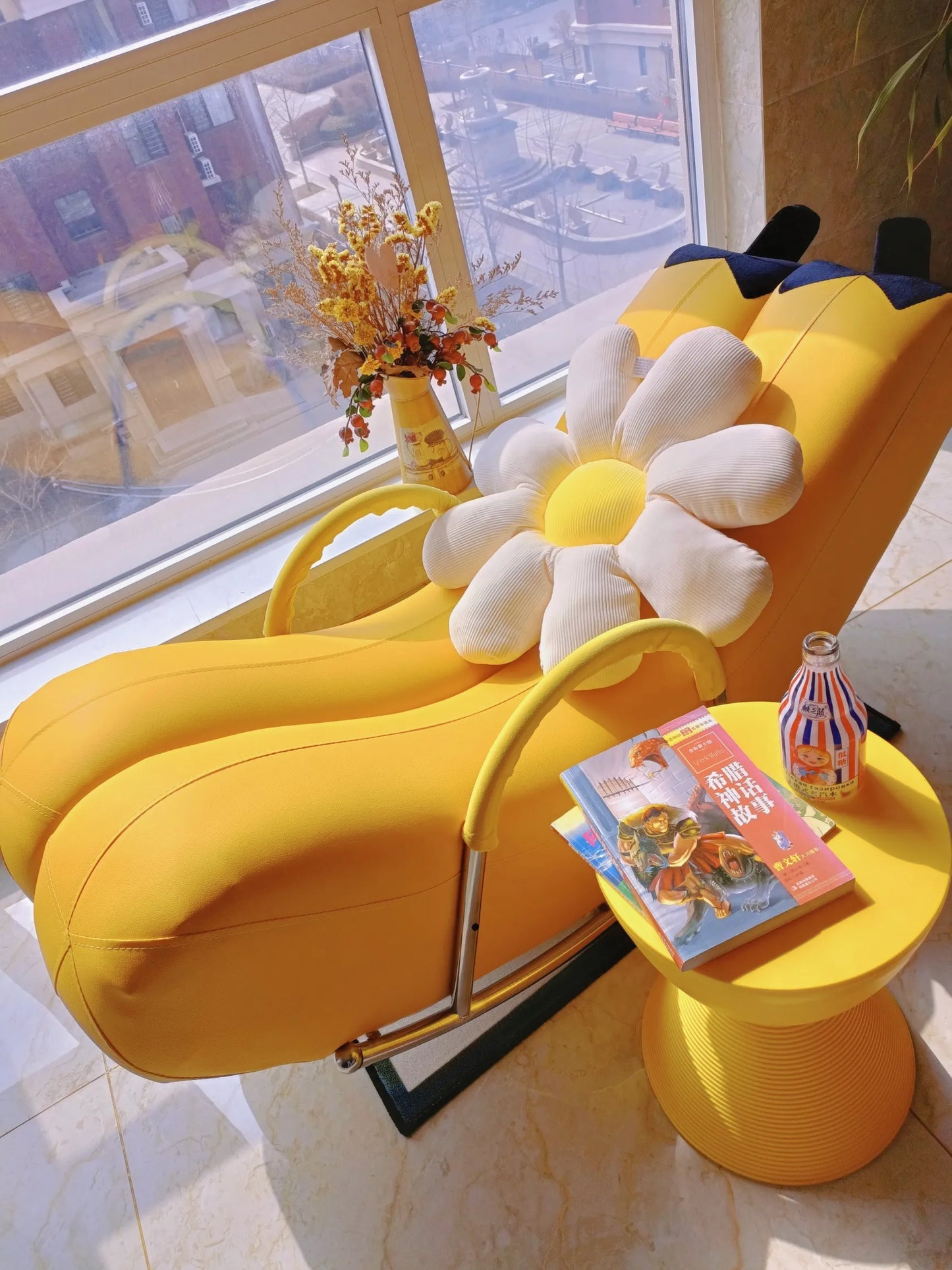 Banana Rocker Chair PU Leather Lounge Chair w/Metal Frame, Indoor Single Seater Sofa for  Comfortable Recliner Chair for Adults