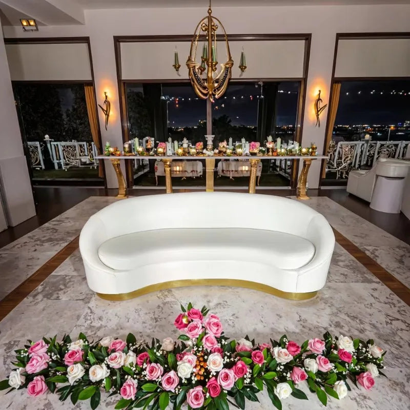 Luxurious modern romantic banquet sofa for family weddings and various event decorations