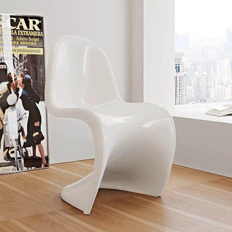 Acrylic transparent chair simple household light luxury high-end dining table chair makeup chair Pan Dong chair