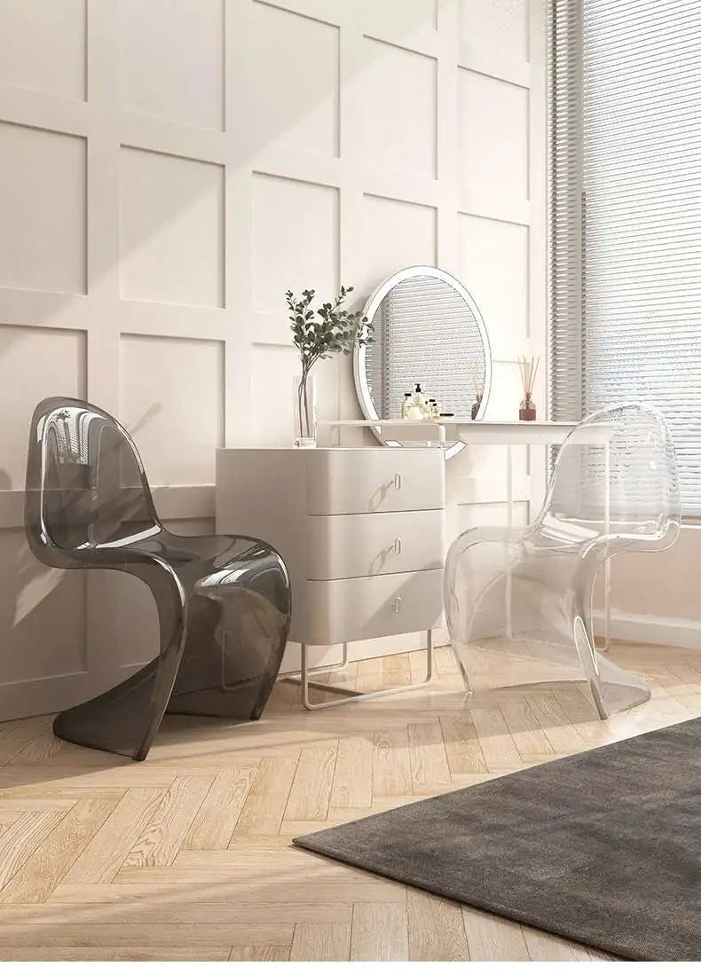 Nordic Plastic Dining Chairs Transparent Lazy Designer Ergonomic Dining Chairs Accent Desk Minimalist Muebles Acrylic Furniture