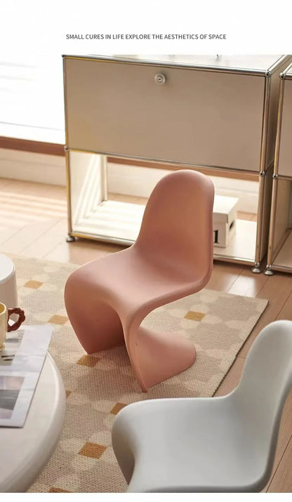 Celebrity Dining Tables and Chairs, Nordic Dining Chairs, Designers Can Stack Chairs, Backrests, Makeup Stool Trending Design