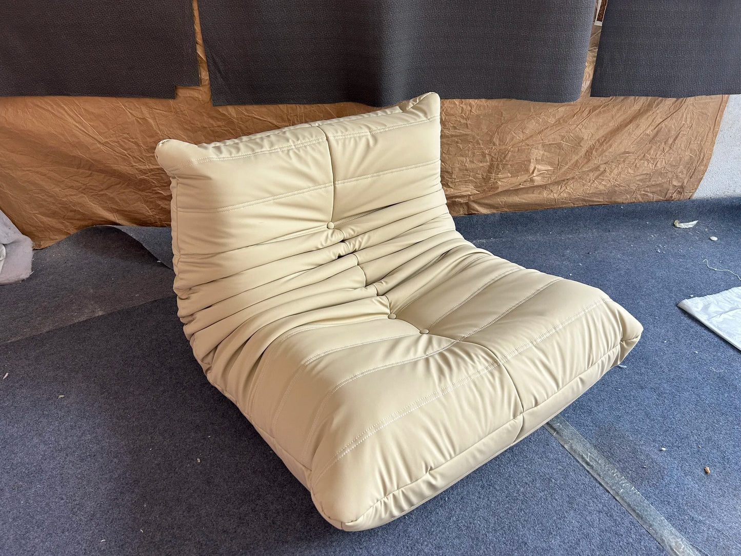 Lazy sofa, togo caterpillar sofa, light luxury, simple Internet celebrity creative chair, suede freehand space recliner