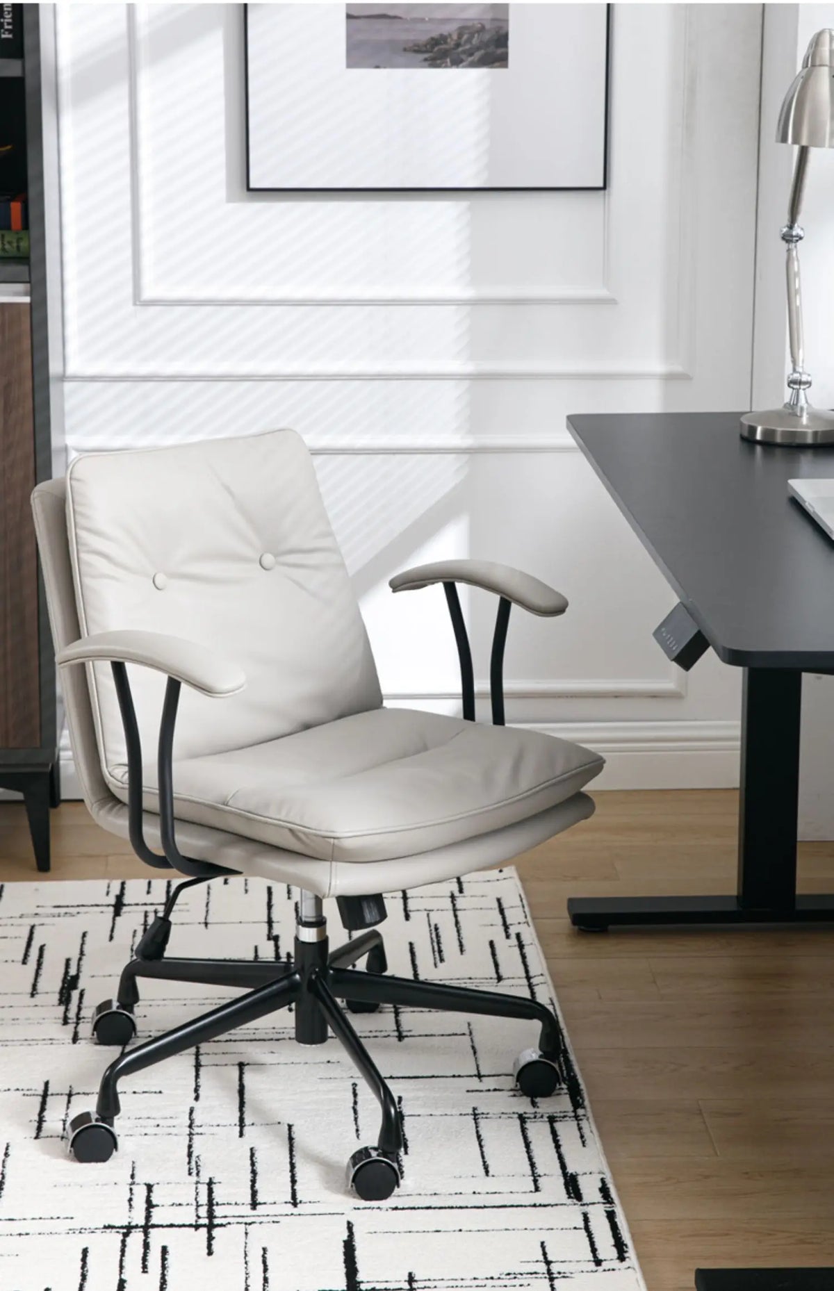 Light Luxury Leather Office Chair Computer Chair Home Comfortable Sedentary Ergonomic Chai r Study Ch air Boss Cha ir