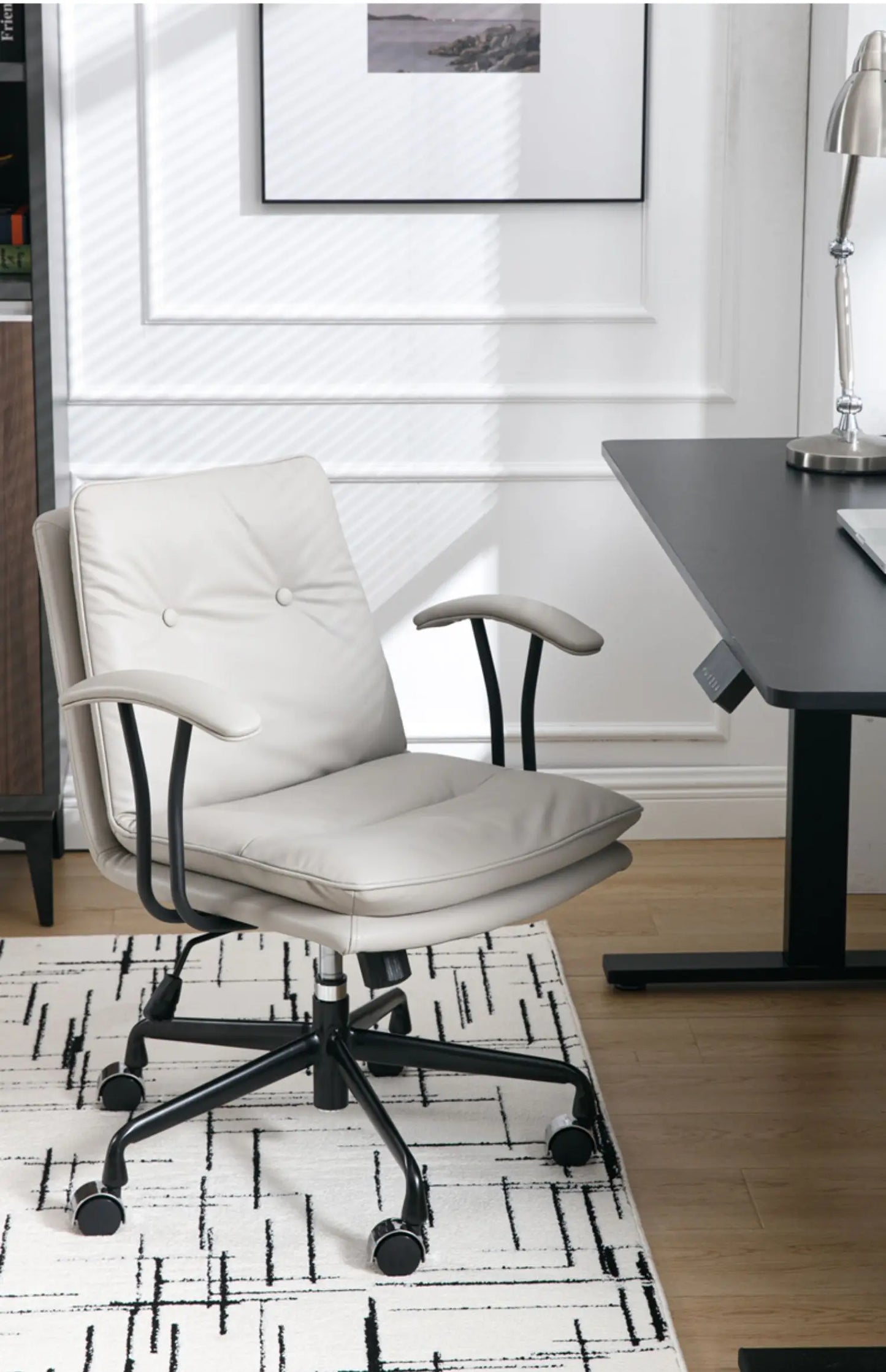 Light Luxury Leather Office Chair Computer Chair Home Comfortable Sedentary Ergonomic Chai r Study Ch air Boss Cha ir