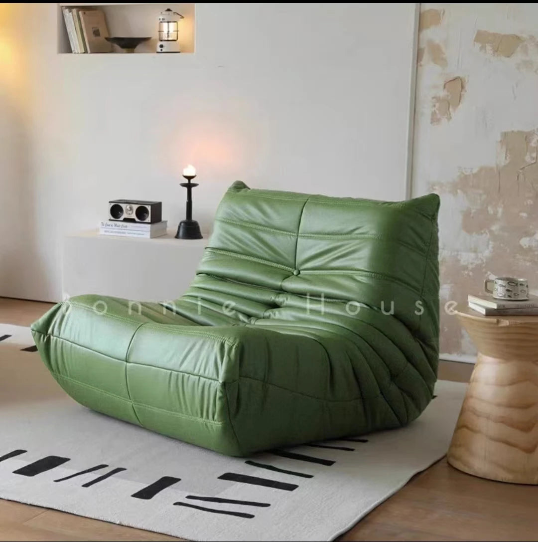 Super cool single seater caterpillar sofa, fashionable, luxurious, and grand, is a super good household decoration that is neede