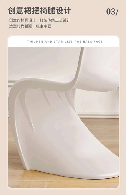 Nordic Plastic Dining Chairs Transparent Lazy Designer Ergonomic Dining Chairs Accent Desk Minimalist Muebles Acrylic Furniture