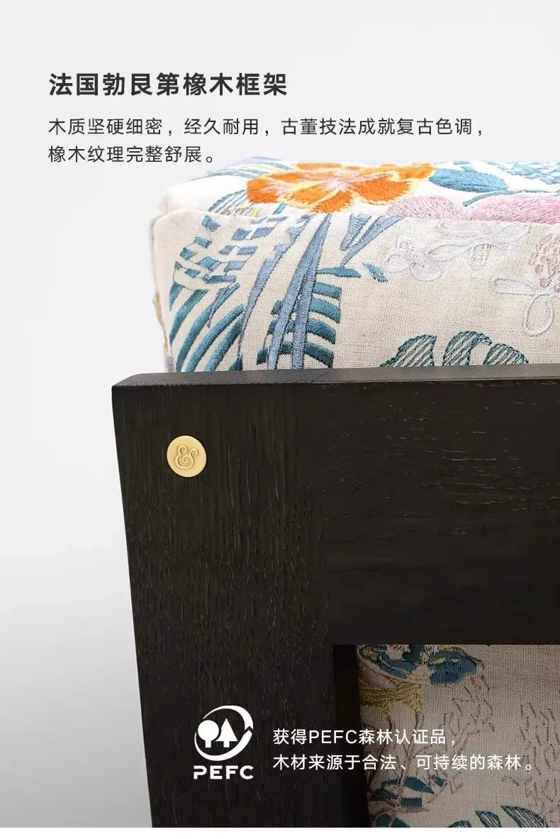 Retro Style Single Sofa Chair for Living Room with Solid Wood Frame Comfortable Lounge Seat