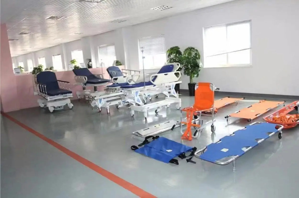 Luxury Hospital Leather Hairdressing Chair Sliding Massage Salon Special Hair Chair Beauty with Backrest Pulley Nail Stool