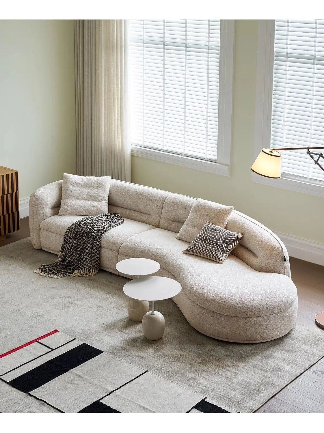 Europe Adults Sofa Armrest Designer Lounge Relax Elegant Sofa Living Room Romantic Articulos Para El Hogar House Accessories
