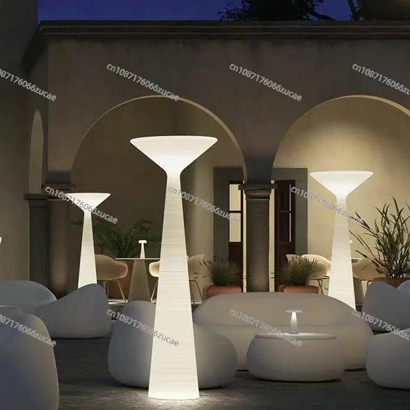 Outdoor Villa Courtyard Hotel Lobby Landscape Floor Lamp