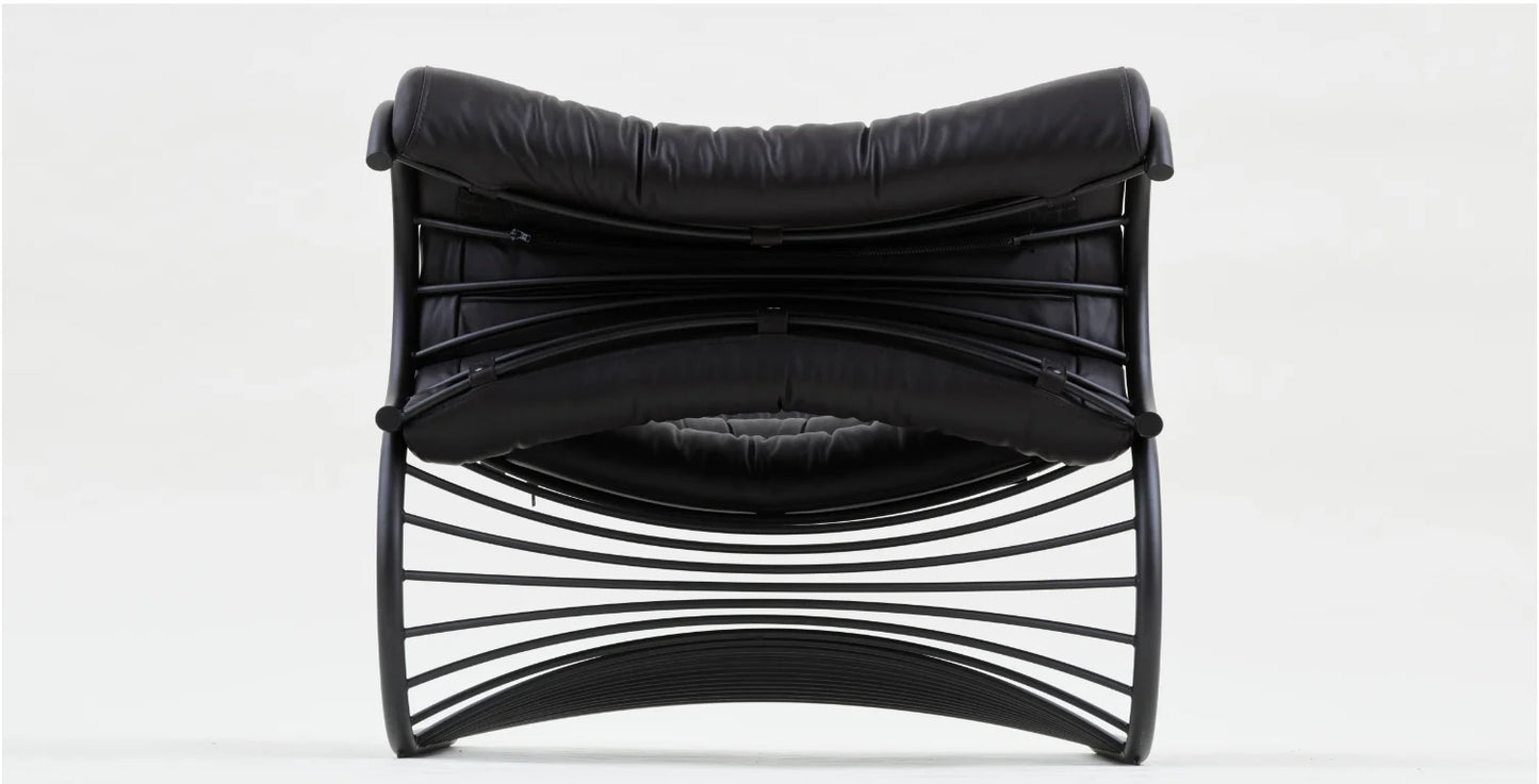 Nordic modern stainless steel single-back lounge chair, ergonomically designed for use in homes and living rooms