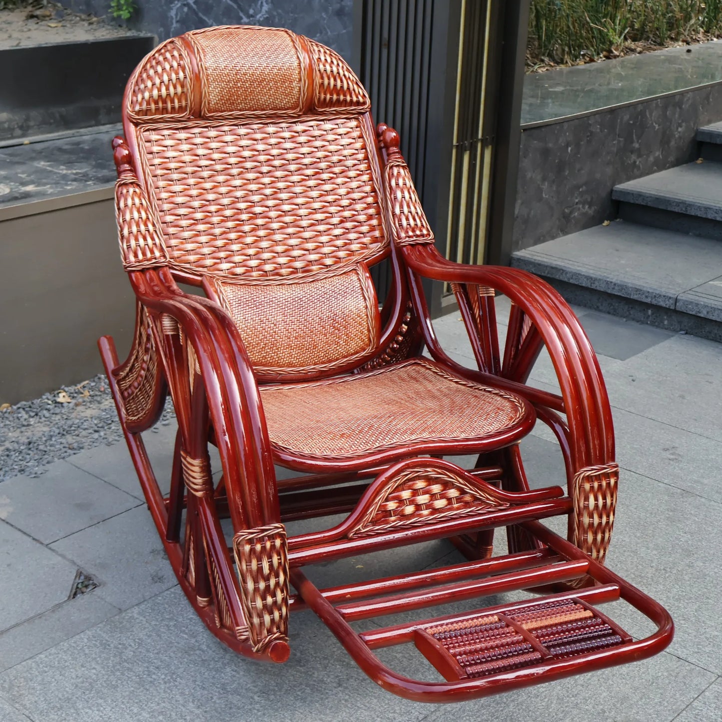 Manufacturers supply adult bedrooms, elderly rocking chairs, real rattan leisure balcony recliners