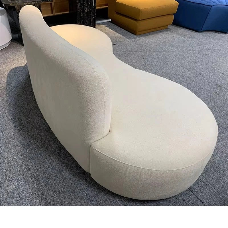 Nouveau canapé rembourré de style italien, minimaliste, pour la réception de bureau, ensemble de canapés avec un design minimaliste crémeux pour les petits salons
